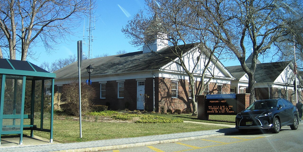 Cresskill, NJ